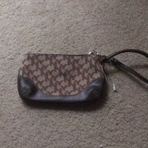 Wristlet